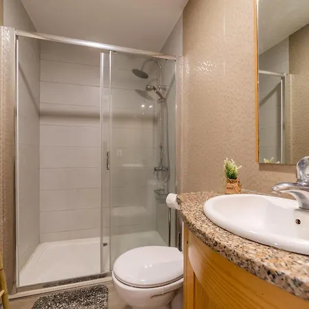 Apartamento T2, Centro De Appartement
