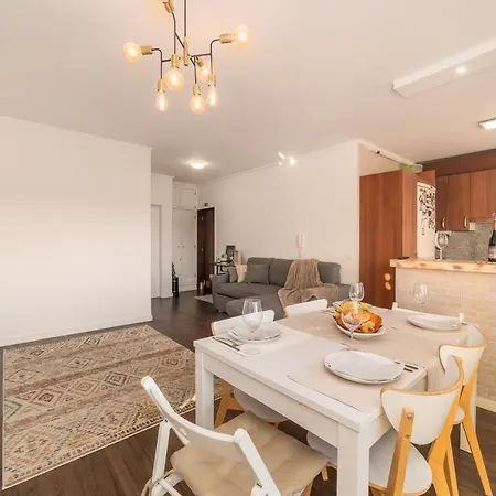 Apartamento T2, Centro De Aveiro