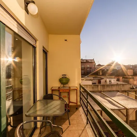 Apartamento T2, Centro De Appartement